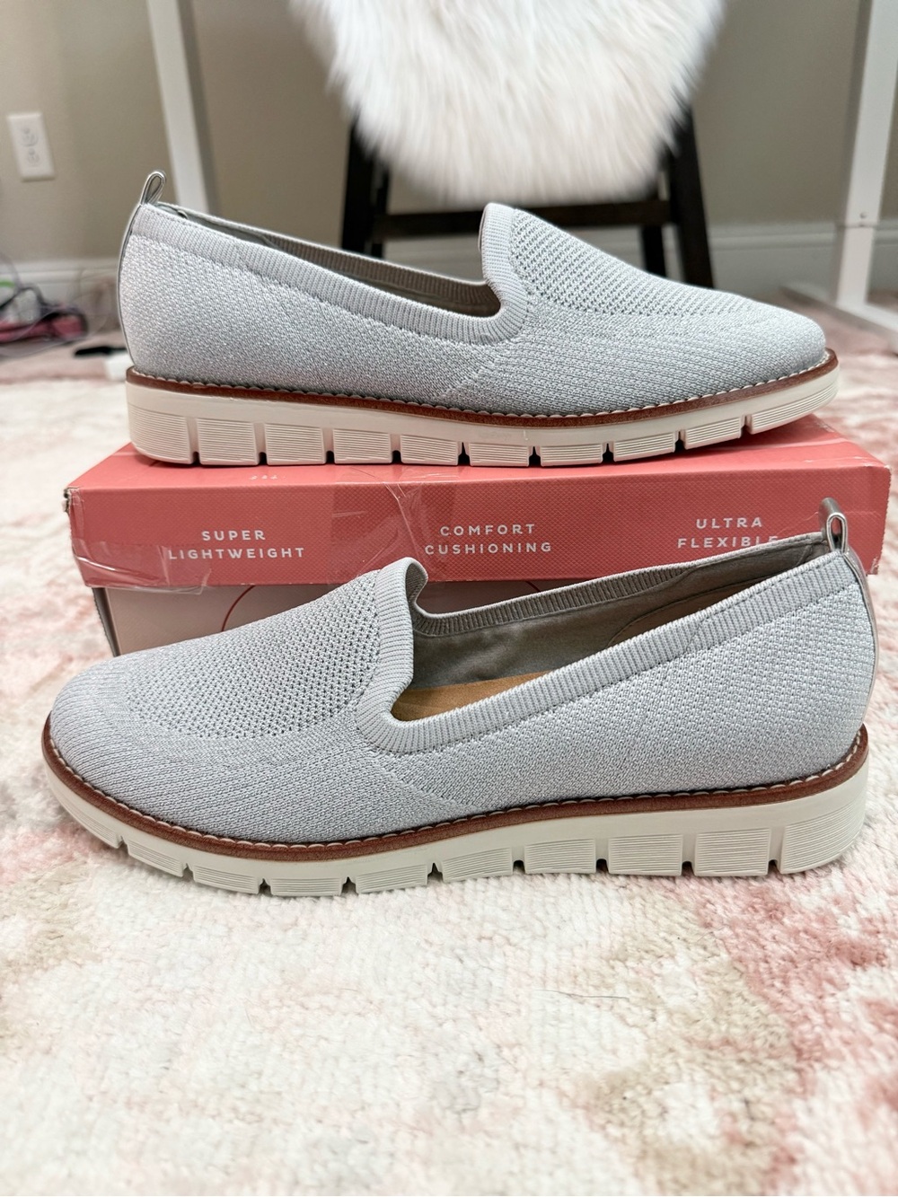 Easy Spirit Valina Light Gray Casual Slip On Flats size 11